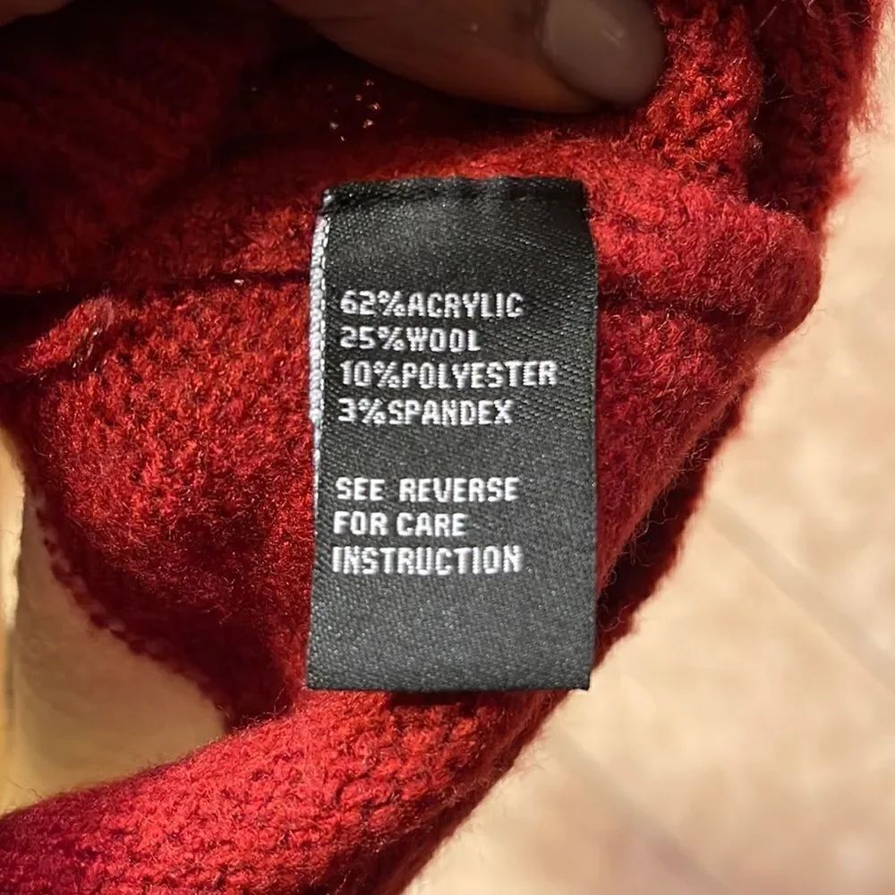 Sweater - Picture 3 of 4